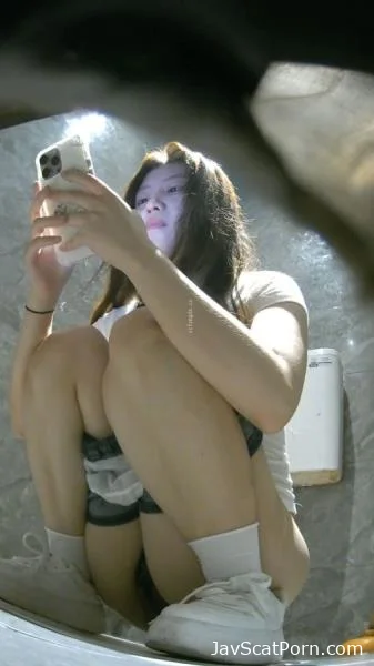 Chinese Spy Toilet Pretty Girl - JAV [FullHD 1080p|308 MB]